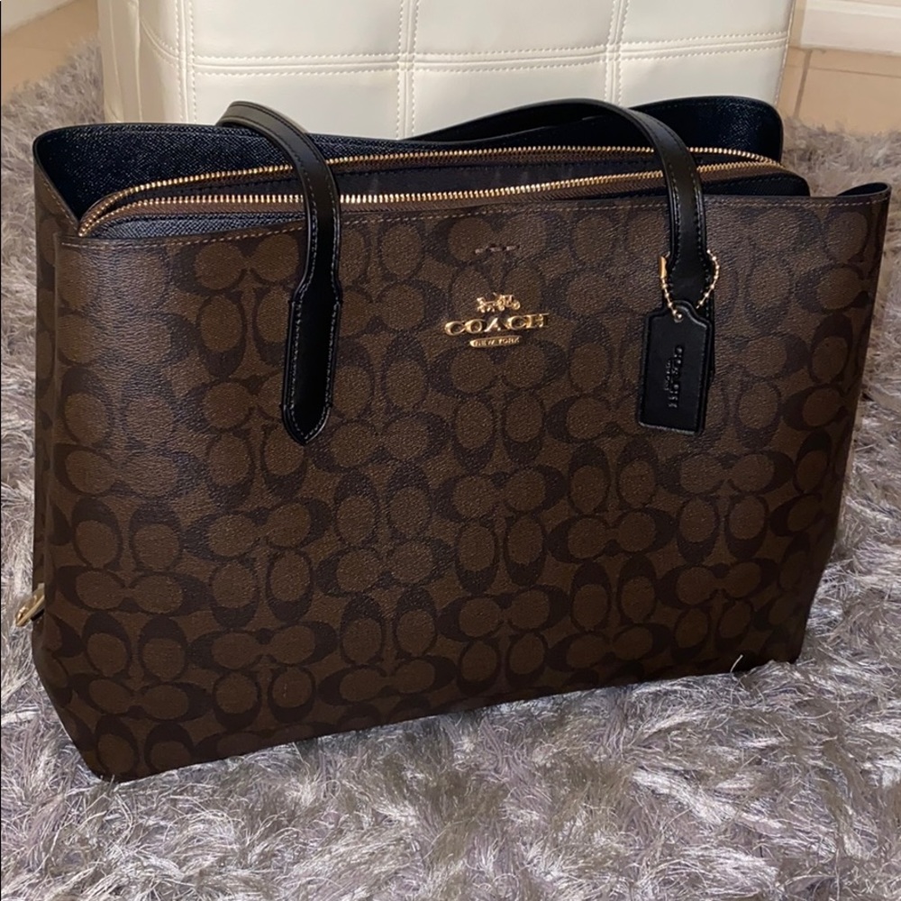 Authentic large leather brown/black Coach bag